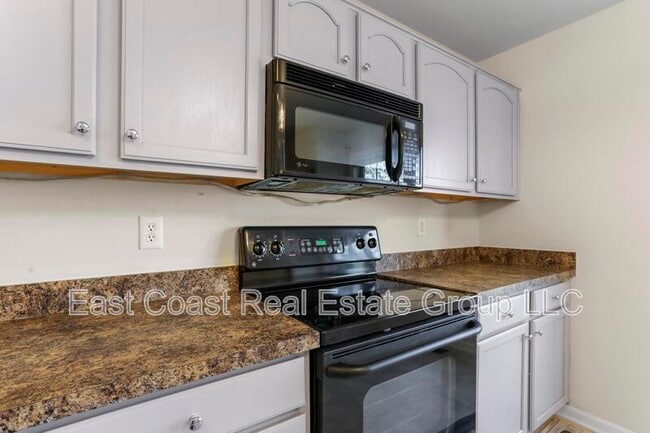 Building Photo - 21 Ritter Dr