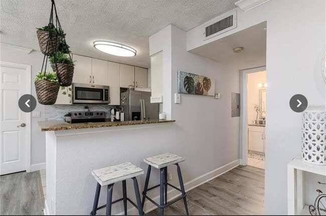 Building Photo - 11532 Westwood Blvd