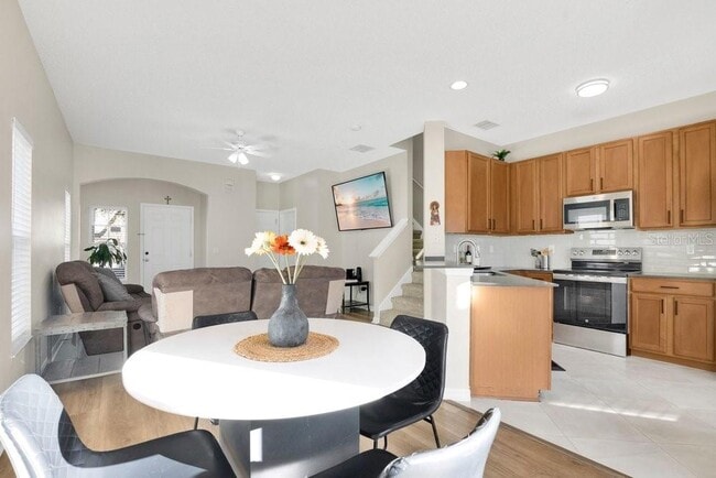 Building Photo - 2156 Brancaster Cir