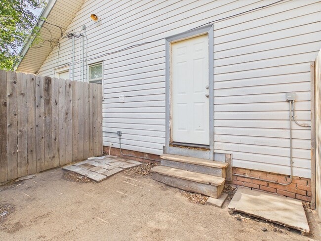 Building Photo - Cozy 1 bedroom in Plemons Addition
