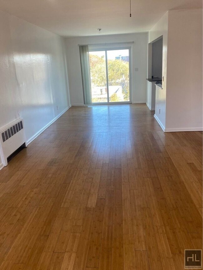 Building Photo - 96 Empire StYonkers, NY 10704