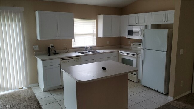 Building Photo - 1013 Butler St E