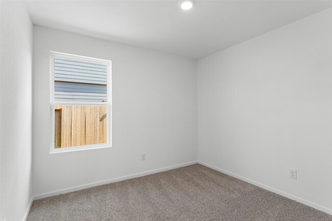 Building Photo - 40839 Hawthorne Glades St