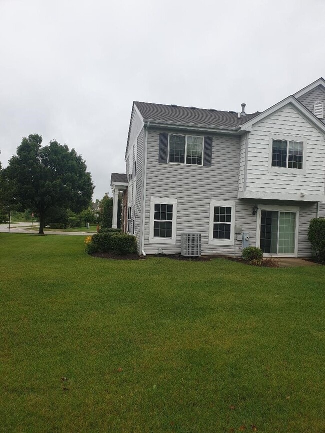 Building Photo - 28121 Sonoma Pass