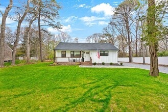 Building Photo - 104 W Tiana Rd