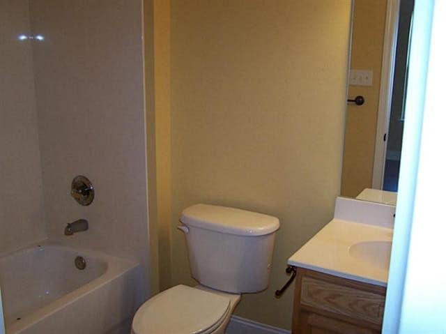 Building Photo - 104 Covington Meadow Cir