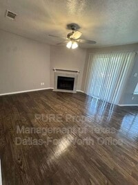 Building Photo - 814 Castleglen Dr