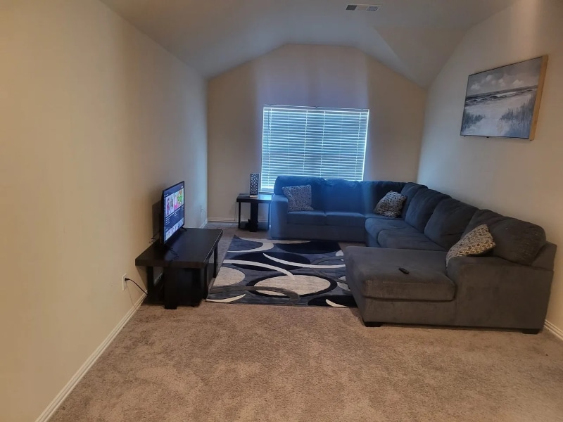 Building Photo - 4803 S Richwood Dr