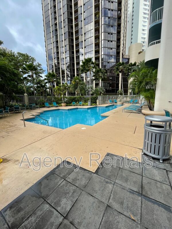 Building Photo - 1212 Nuuanu Ave