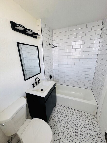 Building Photo - 2109 Bayshore Blvd