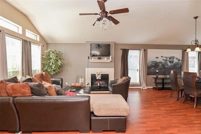 Building Photo - 18446 S Wimbledon Dr