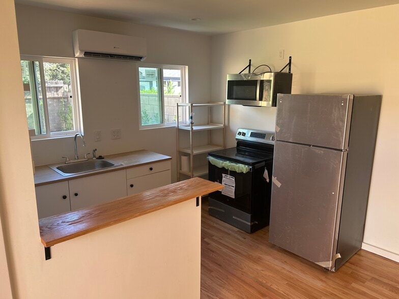 Building Photo - 7722 Wish Ave