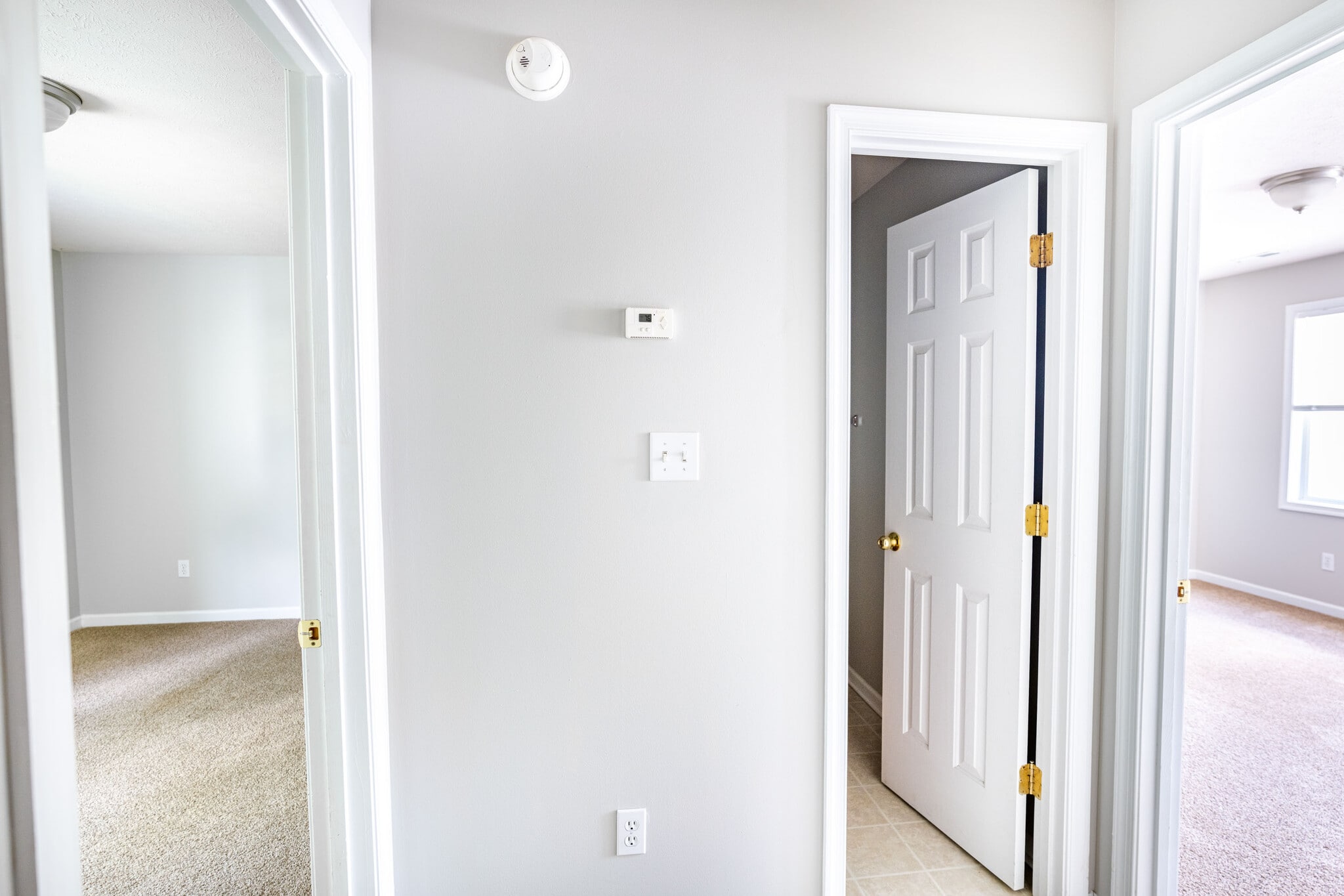 Building Photo - 1074 Blane Dr