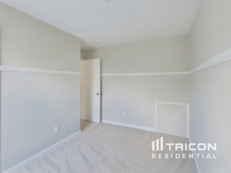 Building Photo - 1513 Cumberland Ct