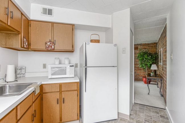 Interior Photo - Summit Apartments