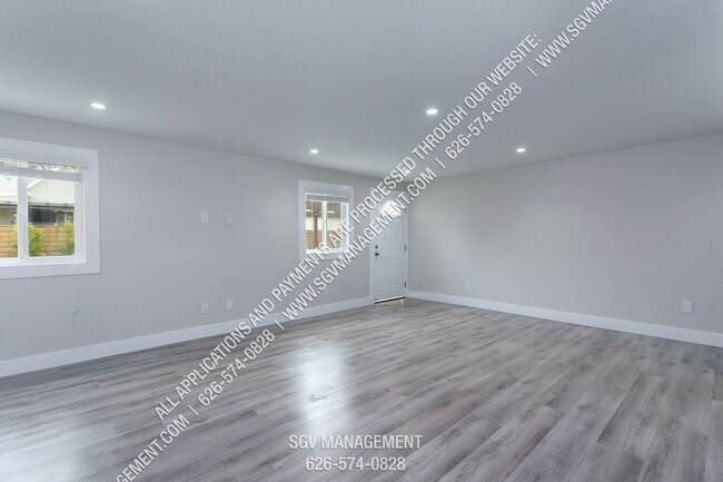 Building Photo - gra783