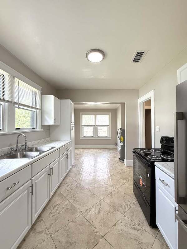 Building Photo - 4119 1st Ave N