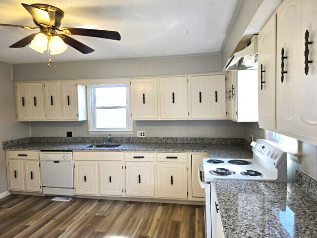 Building Photo - 406 Grove Pl