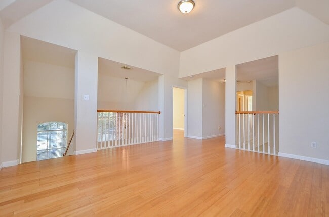 Building Photo - 5519 Poundstone Ct