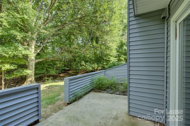 Building Photo - 11514 Turn Stone Ct