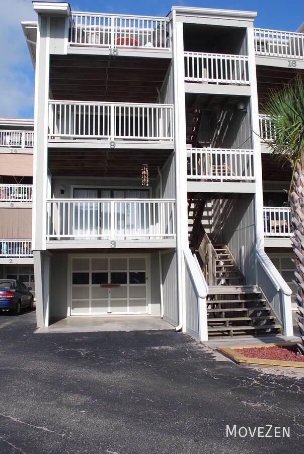 Building Photo - 1801 Canal Dr