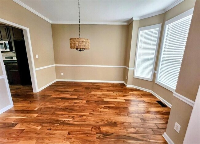 Building Photo - 3305 Goldmist Dr