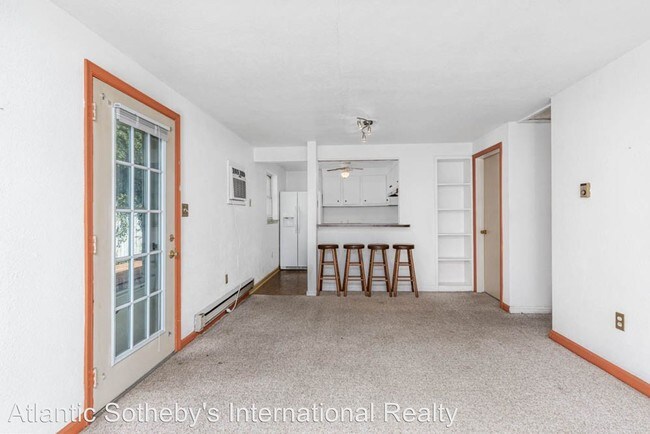 Building Photo - 2 br, 1 bath House - 216 64th Street  Unit#A