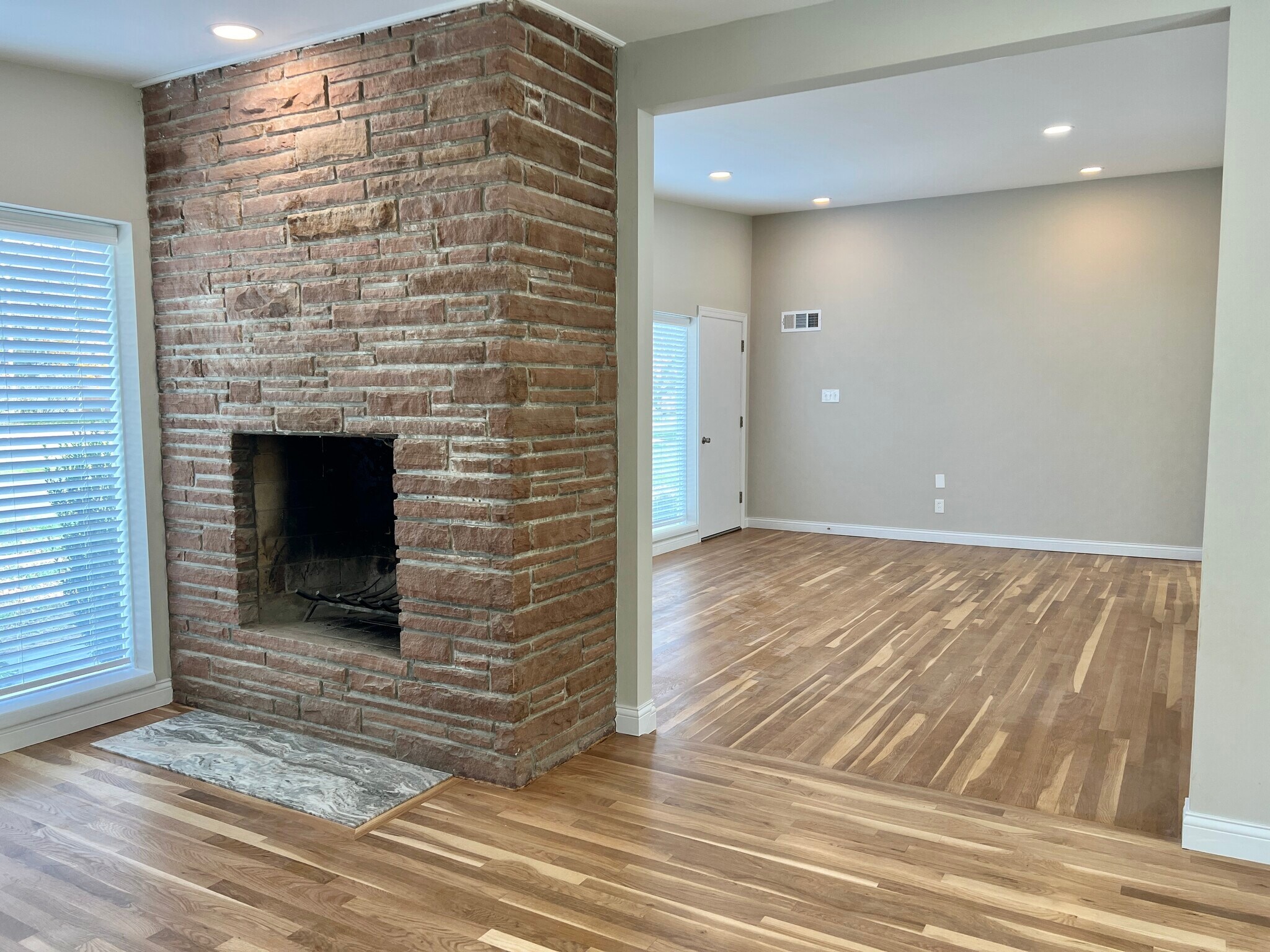 Building Photo - 417 Wenneker Dr