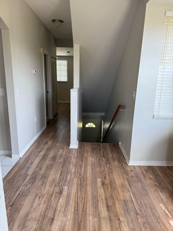 Building Photo - 5681 Bentgrass Dr