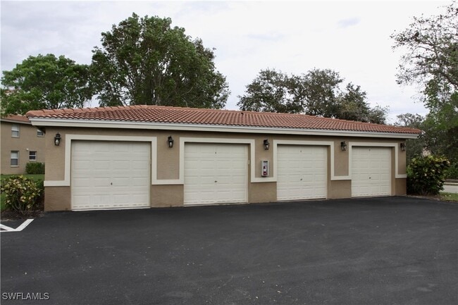 Building Photo - 6920 Huntington Lakes Cir