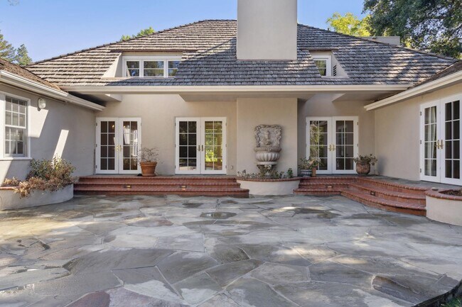 Building Photo - Beautifully Appointed Atherton Estate with...