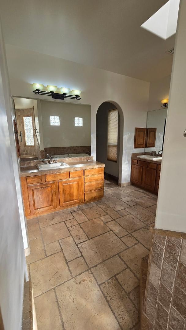 Building Photo - 4485 E Quail Brush Rd