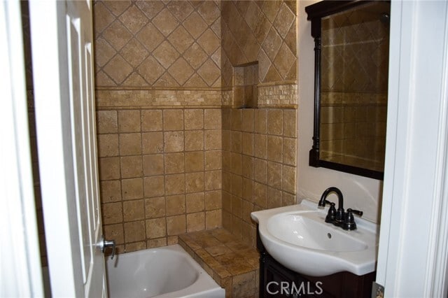 Building Photo - 421 N Park Ln