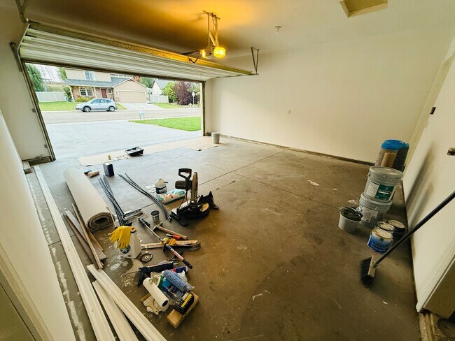 Building Photo - 3/2 in the heart of Middleton!
