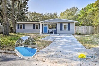 Building Photo - Upgraded 4BR Home with In-Ground Pool in Fort Walton Beach!