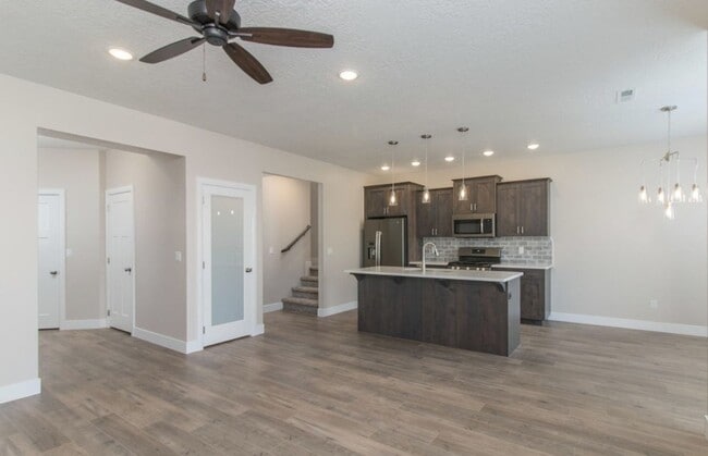 Building Photo - Beautiful 3 Bedroom House for Rent!