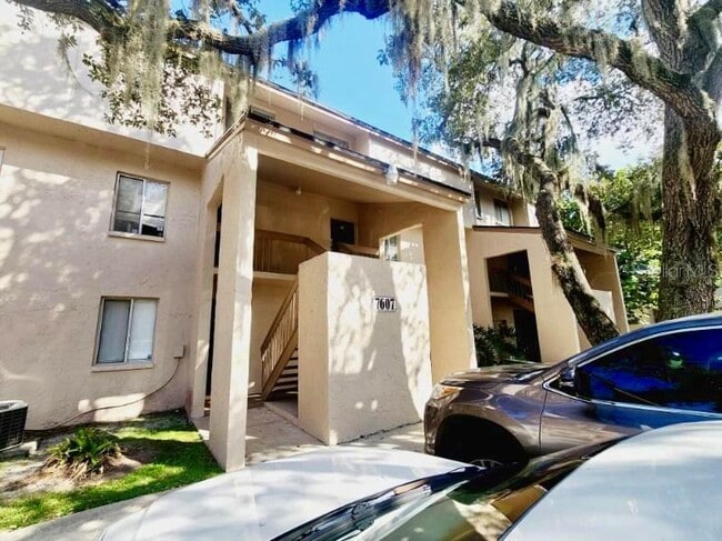 Building Photo - 7607 Abbey Ln