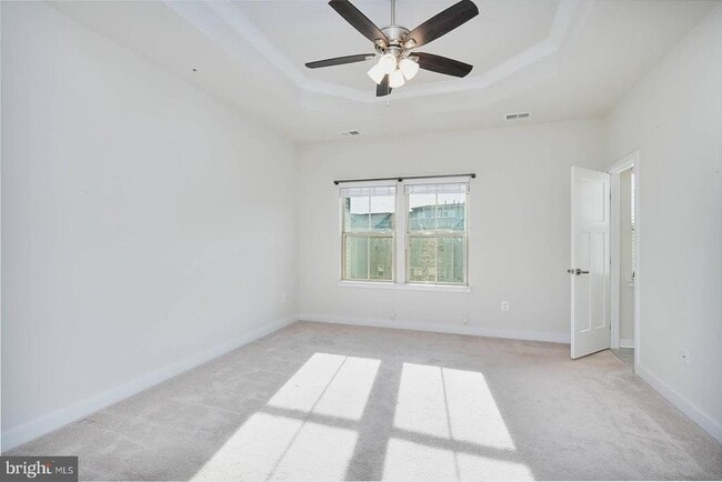 Building Photo - 5831 Pecking Stone St