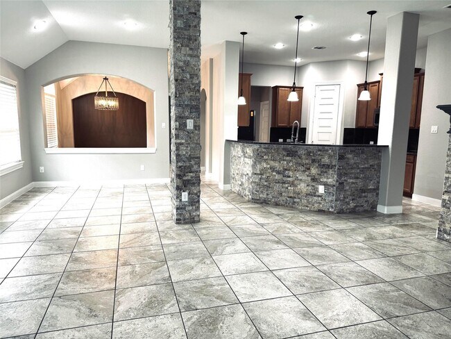 Building Photo - 20326 Granophyre Ln