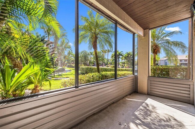 Building Photo - 10263 Gandy Blvd N