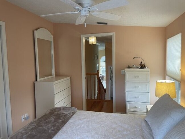 Building Photo - 338 Nettles Blvd
