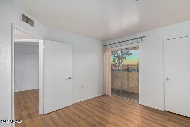 Building Photo - 12221 W Bell Rd