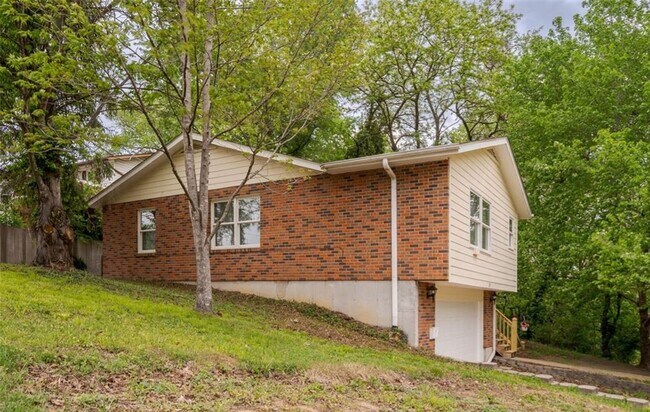 Building Photo - Ranch 3BR-2BA Single-Family House - Washington MO 63090