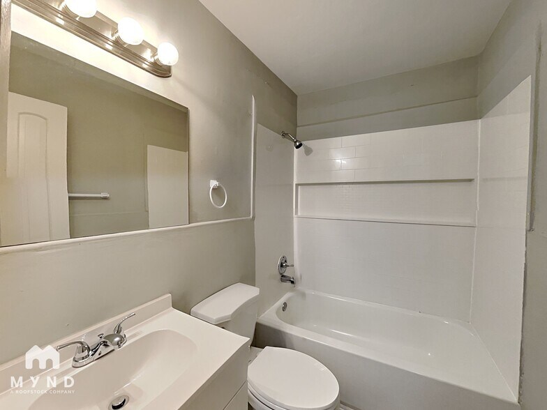 Building Photo - 7614 Connell Dr