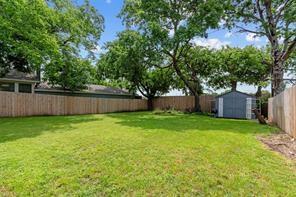 Building Photo - 4733 Calmont Ave