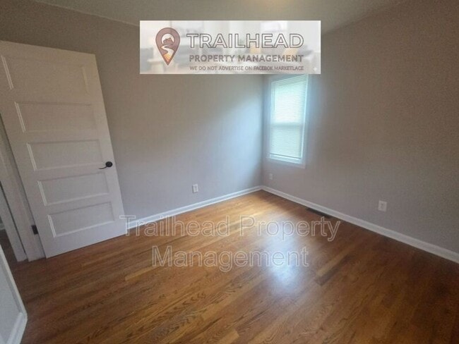 Building Photo - 13629 Applewood Dr