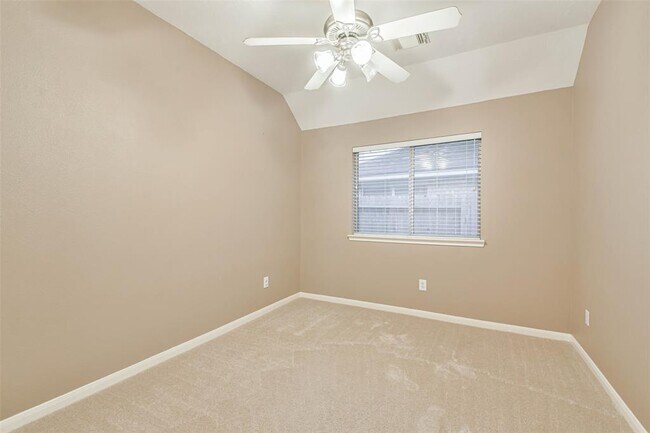 Building Photo - 20942 Wind Field Ln