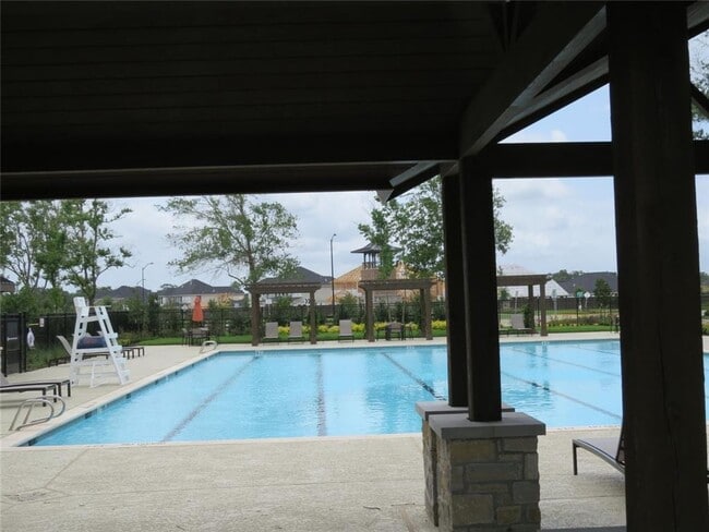 Building Photo - For Lease | 3 Bed, 2 Bath | 1,487 Sq Ft | ...