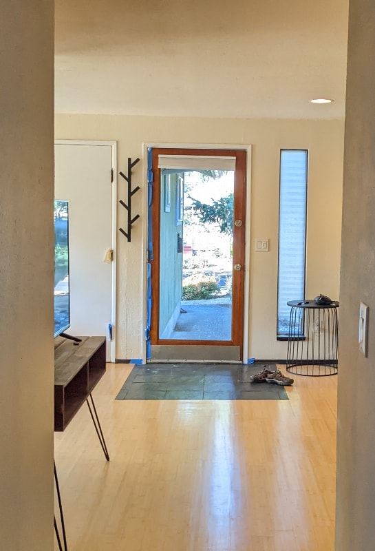 Building Photo - 1524 NE Junior St