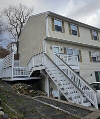 Building Photo - 130 Norfolk St